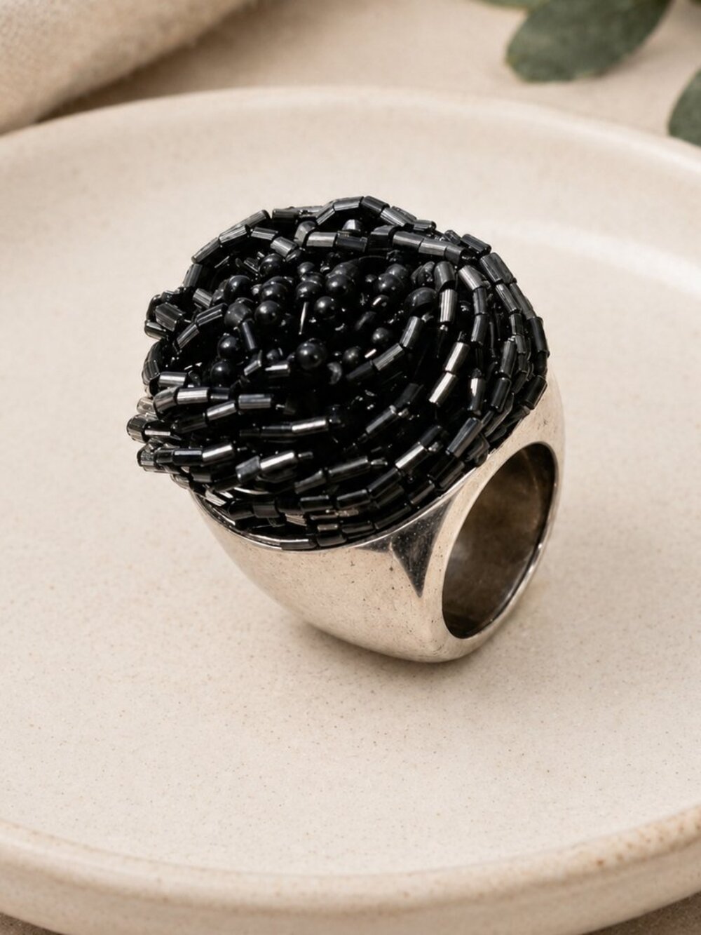 Black Statement Beaded Flower Fashion Cluster Cocktail Ring | Sz 6.5
